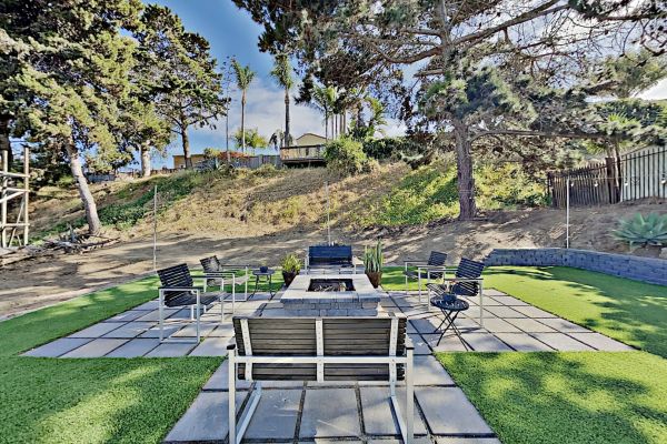 Beautiful Large Point Loma Home, Close to Beaches, Downtown